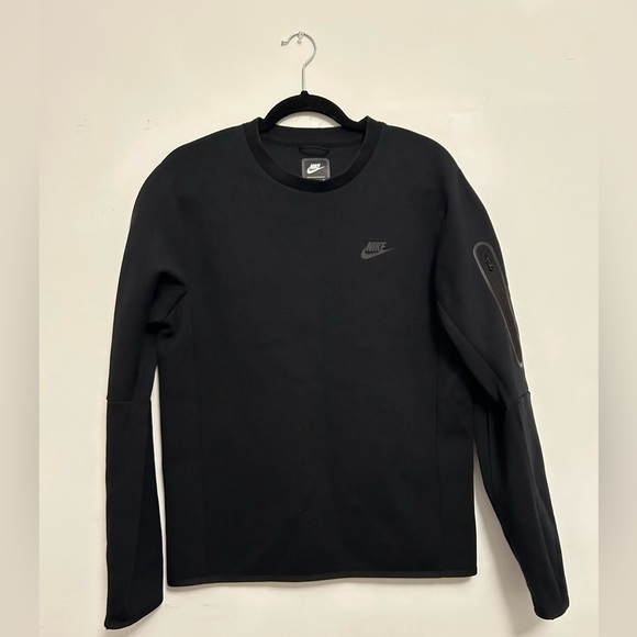 Nike tech fleece sweater - Picture 3 of 5